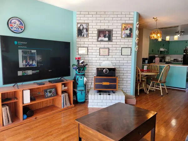 4 Paradise BLVD #3, Ramara, ON L0K 1B0