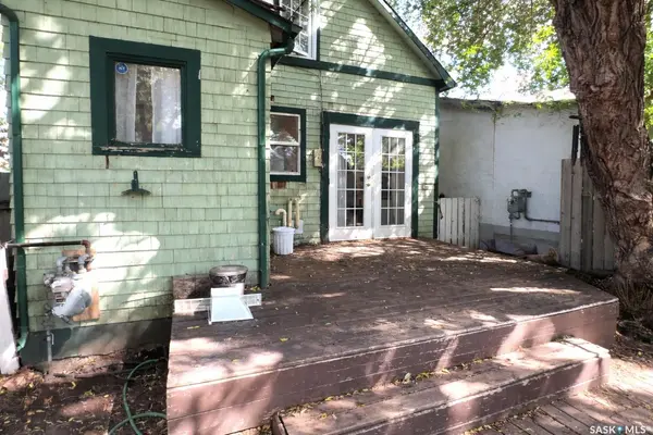 217 L AVENUE N, Saskatoon, SK S7L 2P3