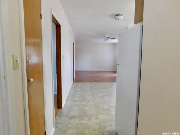 507 2nd AVENUE E, Assiniboia, SK S0H 0B0