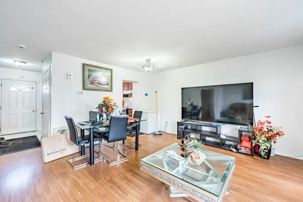 105 Hansen RD N #99, Brampton, ON L6V 3C9