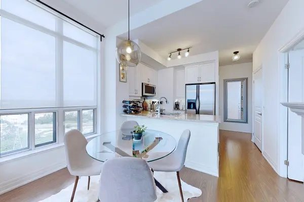 2087 Lake Shore BLVD W #PH7, Toronto W06, ON M8V 4G3