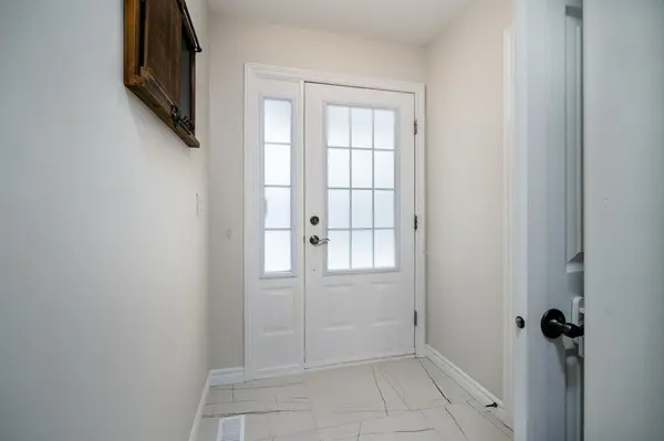 4 Ava CT, Belleville, ON K8P 0B2