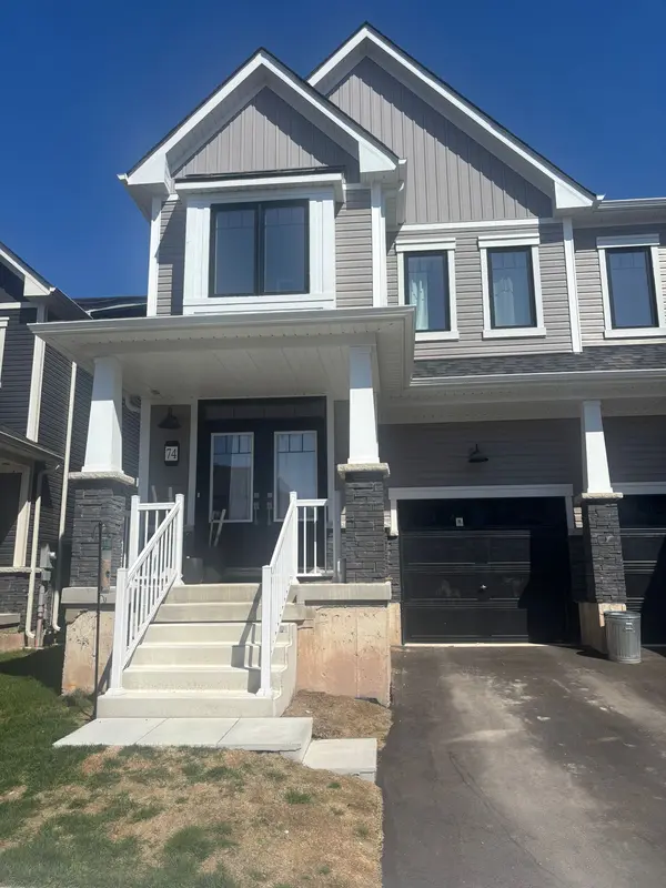 74 Masters ST, Welland, ON L3B 0N4