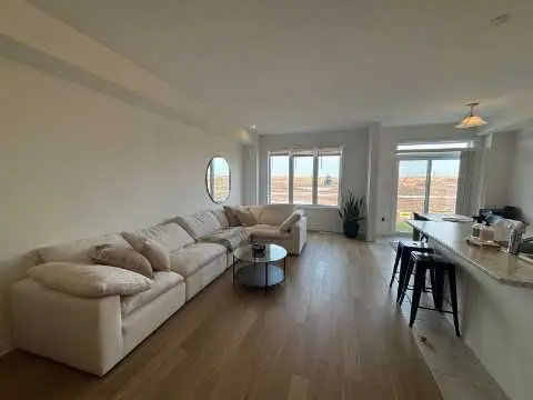 74 Masters ST, Welland, ON L3B 0N4