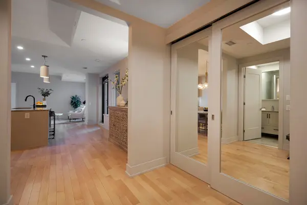 11 Des Oblats AVE #315, Glebe - Ottawa East And Area, ON K1S 5V8