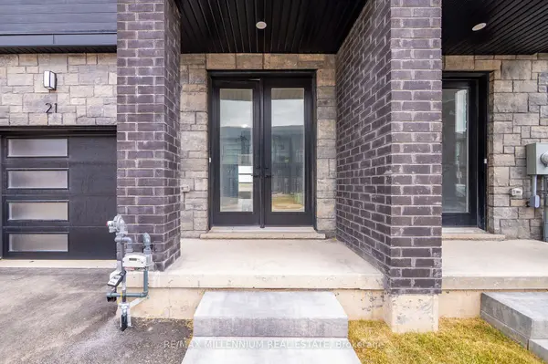 21 Warren TRL, Welland, ON L3B 0N8