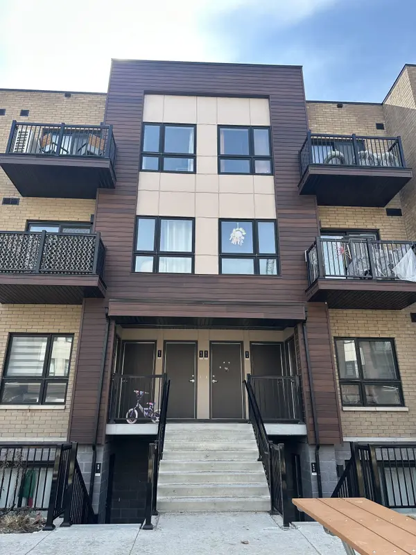 20 Palace ST #E9-20, Kitchener, ON N2E 0J3