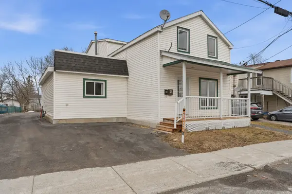 415-417 Higginson ST N, Hawkesbury, ON K6A 1G8