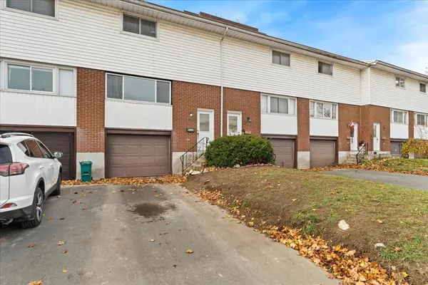 42 O'Hare ST, Belleville, ON K8P 4N1