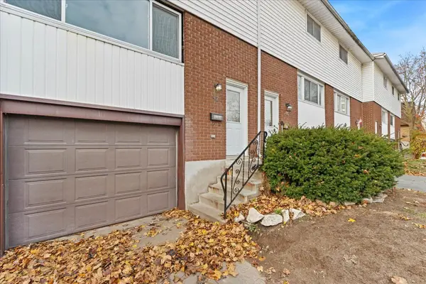 42 O'Hare ST, Belleville, ON K8P 4N1