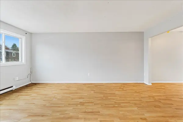 42 O'Hare ST, Belleville, ON K8P 4N1