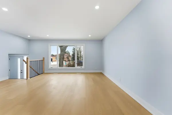 19 Alfred DR, Belleville, ON K8N 4M6