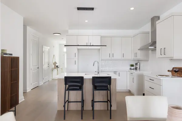 586 Seneca DR #70 C, Fort Erie, ON L2A 1C2