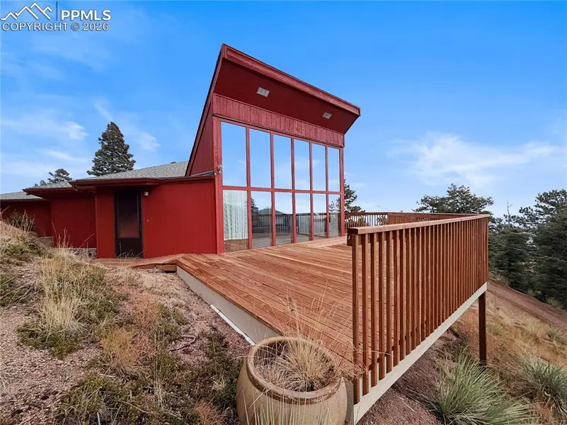 550 Upper Vista RD, Manitou Springs, CO 80829