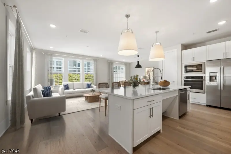 102 IRIS COURT, Warren Twp., NJ 07059