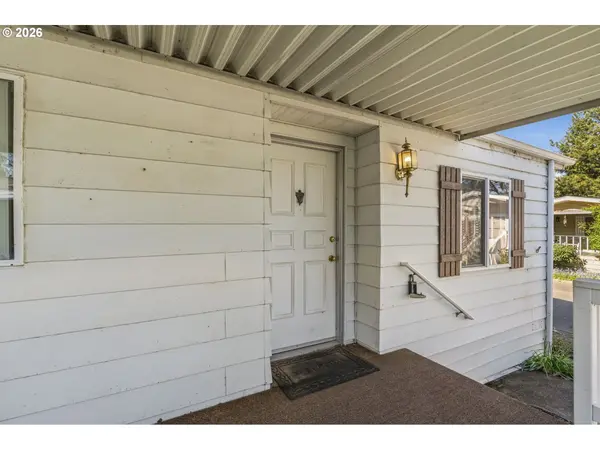 1475 GREEN ACRES RD #8, Eugene, OR 97408