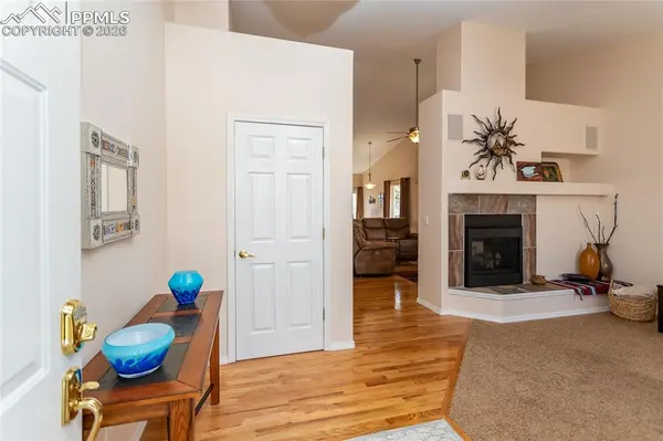 1676 Pinon Glen CIR, Colorado Springs, CO 80919