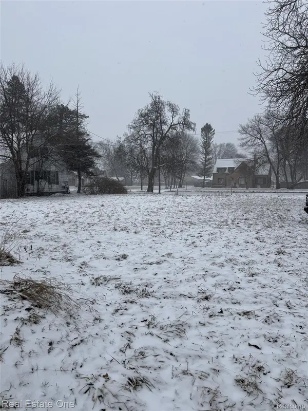 3129 E Genesee AVE, Saginaw, MI 48601