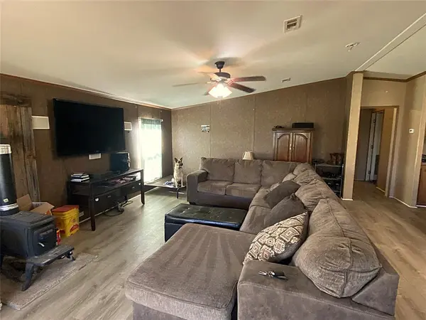 181 Mountain Street, Burkett, TX 76828