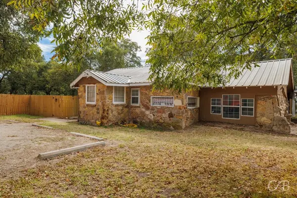 609 N 4th Street W, Clyde, TX 79510