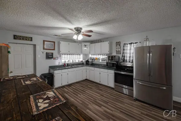 609 N 4th Street W, Clyde, TX 79510