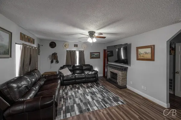 609 N 4th Street W, Clyde, TX 79510