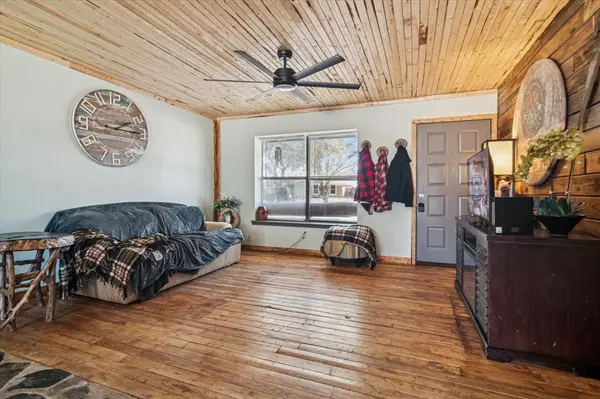 805 Quinette Drive, Seagoville, TX 75159