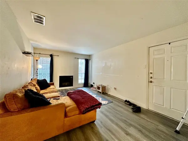 18333 Roehampton Drive #313, Dallas, TX 75252