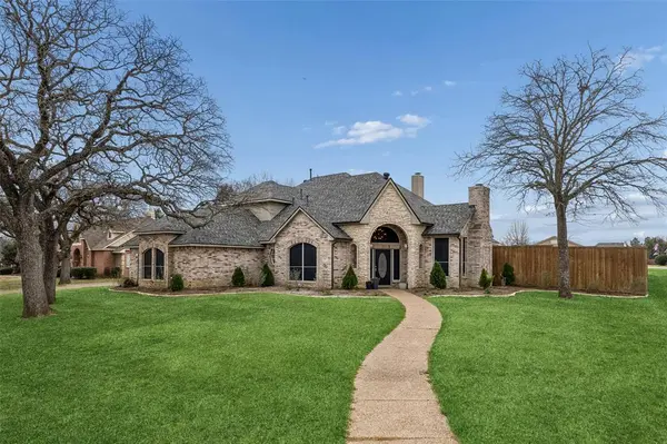 416 Bronco Circle, Shady Shores, TX 76208