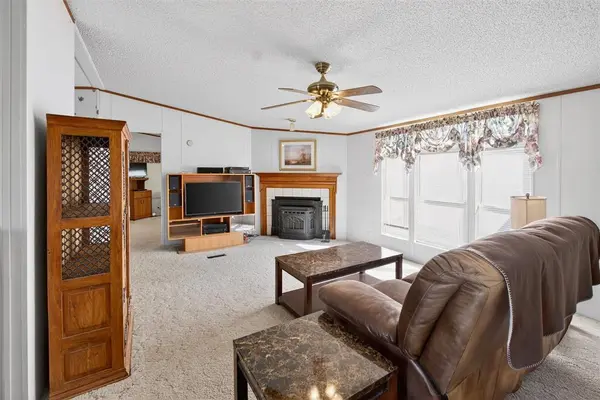 2190 Covey Circle, Sanger, TX 76266