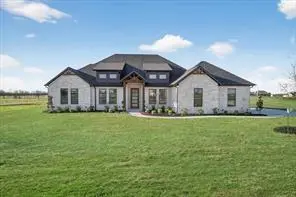 860 Alondrita Street, Celeste, TX 75423