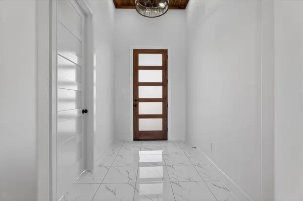 860 Alondrita Street, Celeste, TX 75423