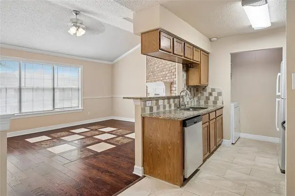 2400 Jupiter Road #B9, Plano, TX 75074