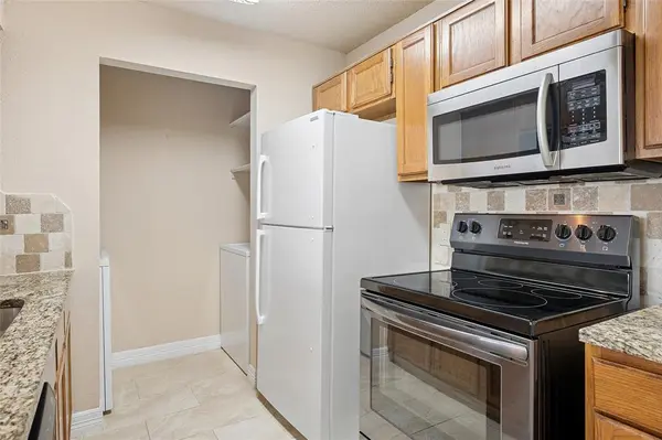 2400 Jupiter Road #B9, Plano, TX 75074