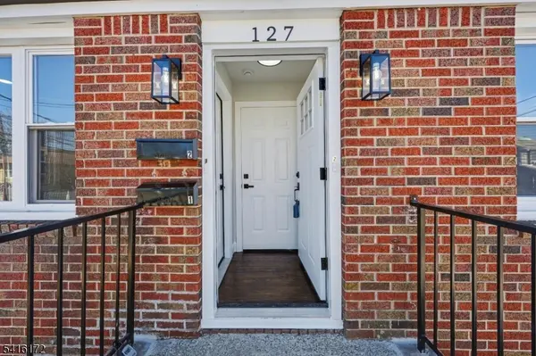 127 Albert St, North Arlington Boro, NJ 07031