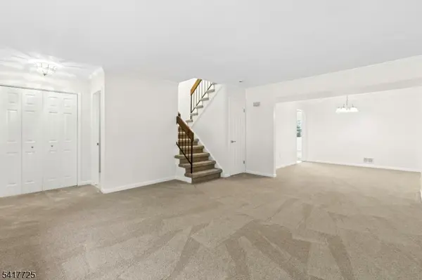 28 Wareham Ct, Scotch Plains Twp., NJ 07076