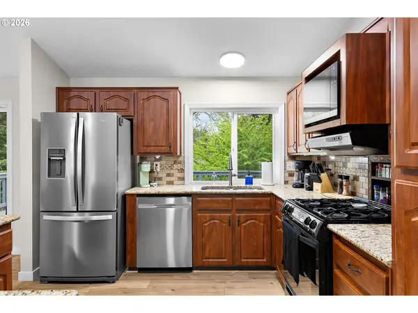 1472 SW 14TH ST, Gresham, OR 97080