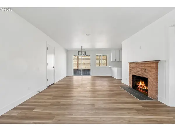 9545 SW 90th AVE #13, Portland, OR 97223