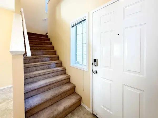 21 Panamount HL NW, Calgary, AB T3K5R8