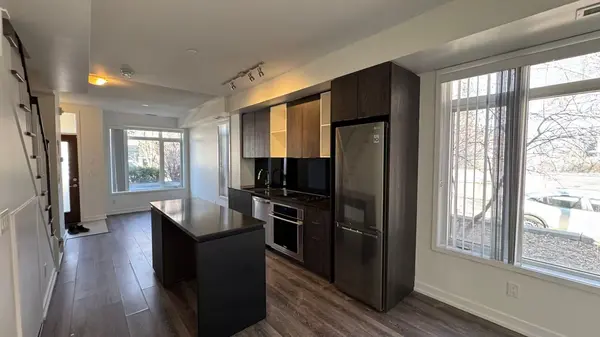 59 Regent ST, Toronto C08, ON M5A 3N7