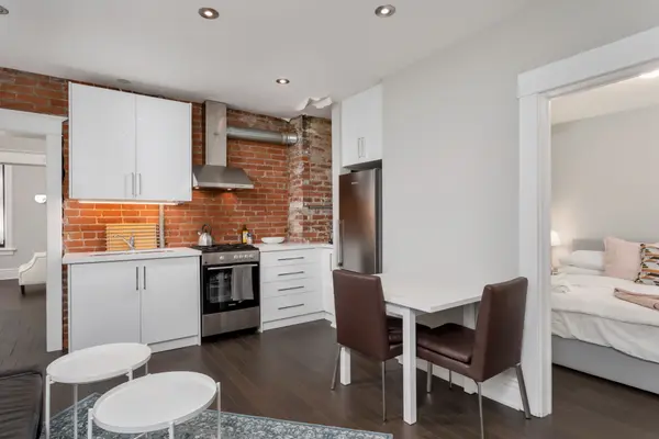 345 Gladstone AVE ##5, Toronto C01, ON M6H 3H5