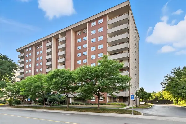 1425 Ghent AVE #703, Burlington, ON L7S 1X5