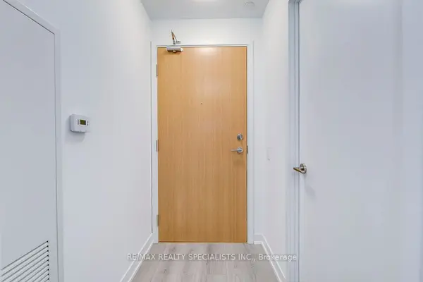 1787 St. Clair AVE #419, Toronto W03, ON M6N 0B7
