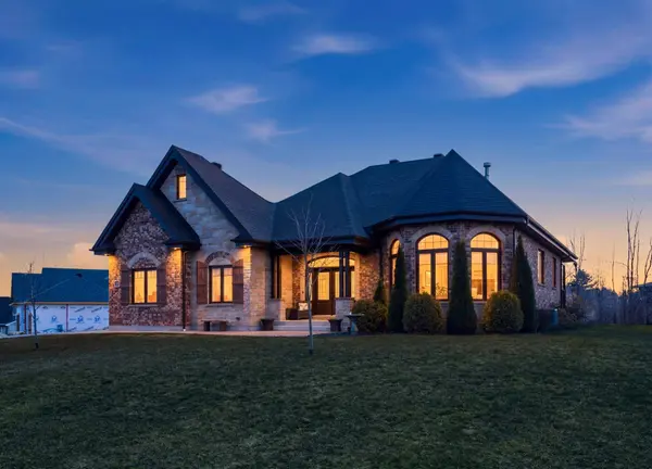 38 Forest Hill RD, South Stormont, ON K0C 1P0