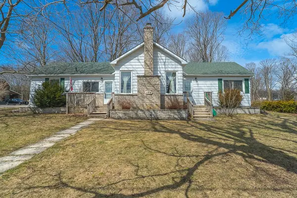 184 Division ST, South Bruce Peninsula, ON N0H 2T0