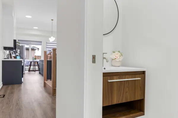 156 Mill ST, West Lincoln, ON L0R 2A0