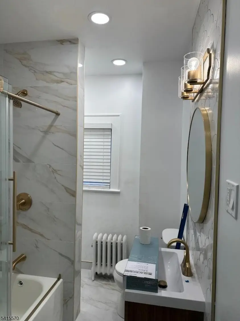 186 Main Ave, Passaic City, NJ 07055