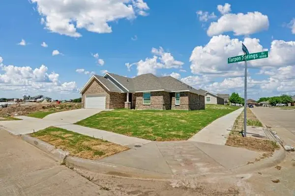 4036 Tarpon Springs Drive, Fort Worth, TX 76123