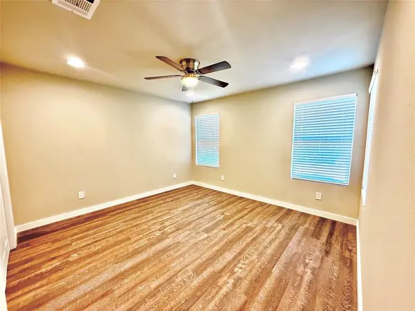 1618 Cleveland Street, Greenville, TX 75401