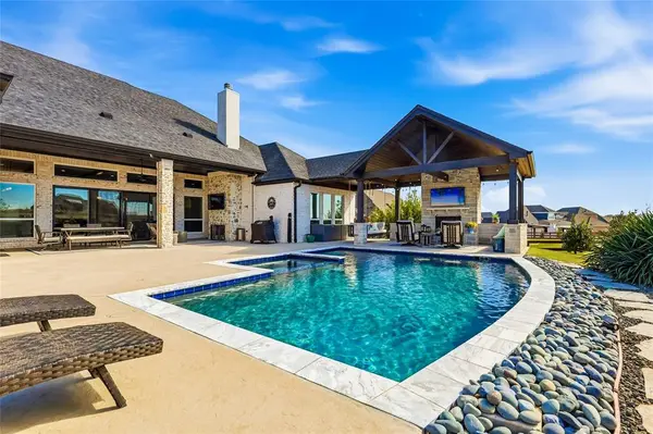 3324 Glenmore Avenue, Northlake, TX 76247